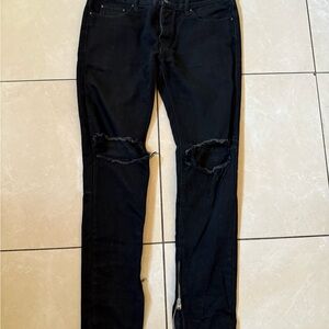 Men's  MNML Black Distressed Jeans Sz 33x33